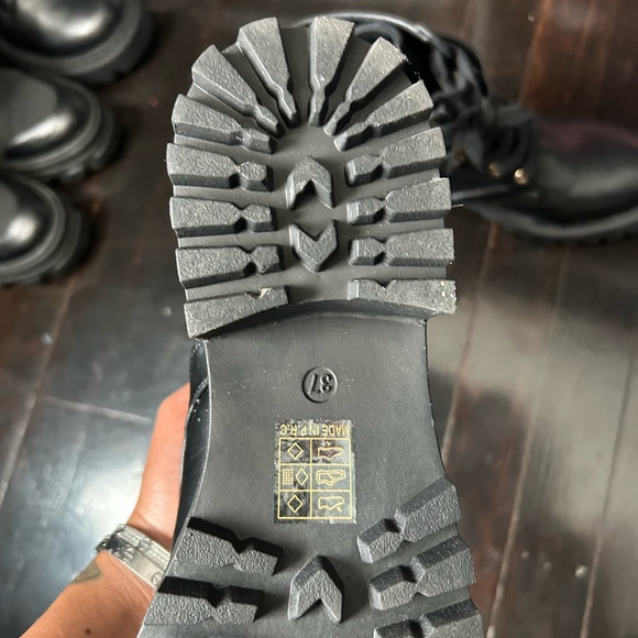 2025 Trendy Logo Combat Moto Boot - Picture 5 of 5